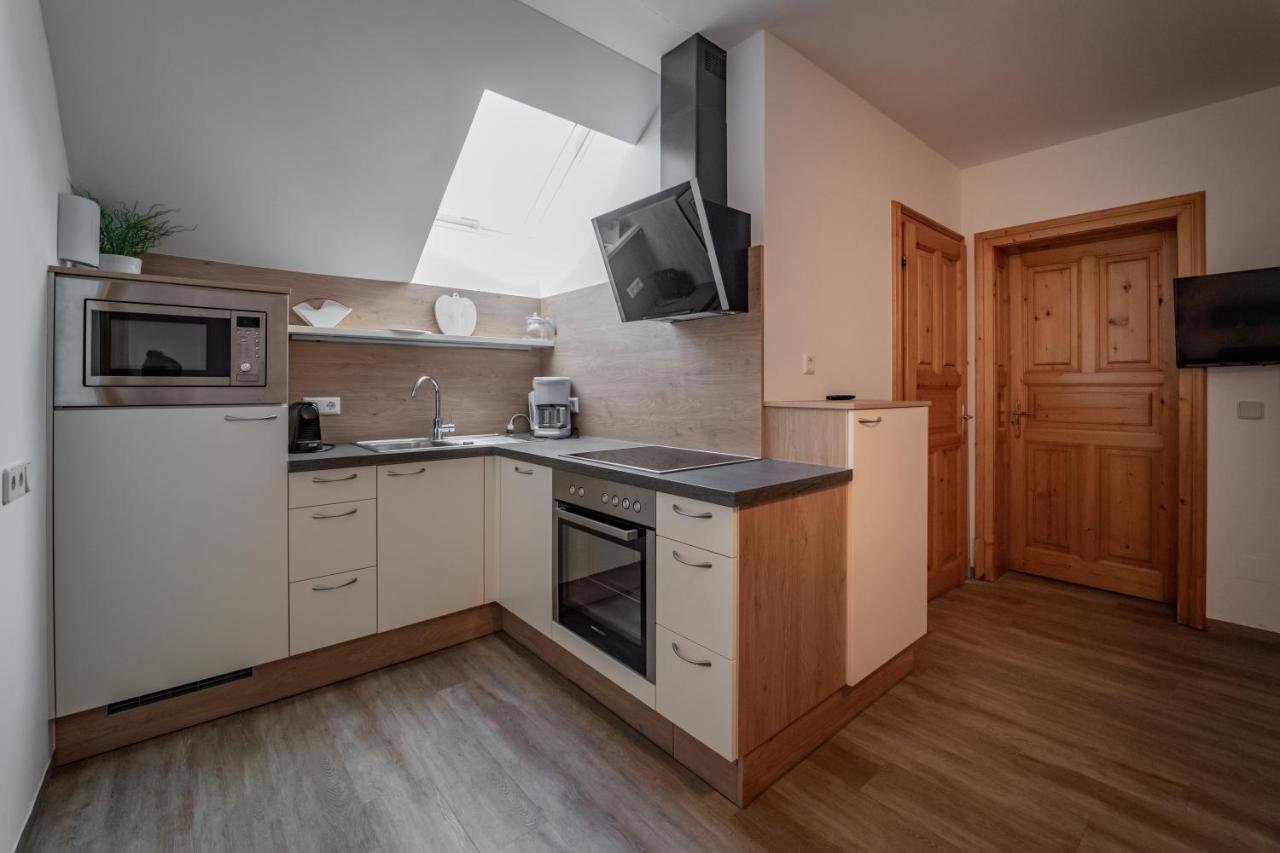 Landhotel - Apartments Bauer Hintergoriach Bagian luar foto