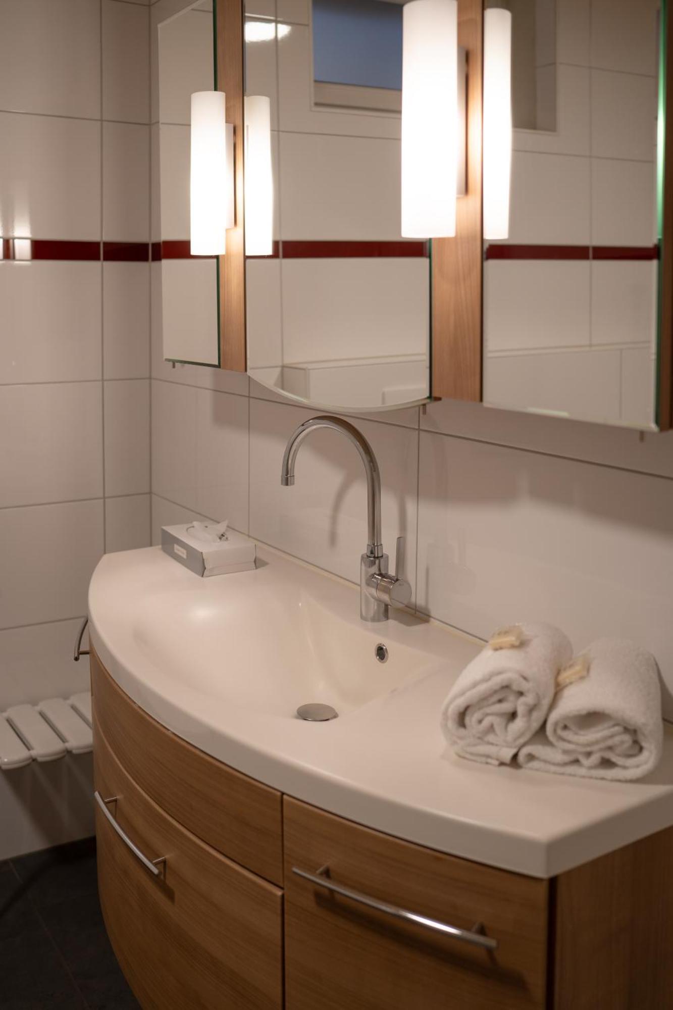 Landhotel - Apartments Bauer Hintergoriach Bagian luar foto
