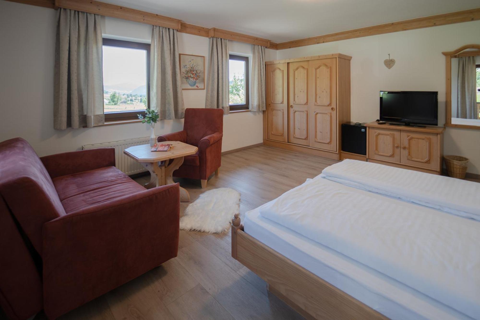 Landhotel - Apartments Bauer Hintergoriach Bagian luar foto
